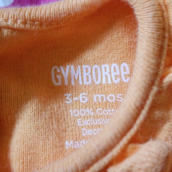 Lot of 3 long sleeve baby girl 3-6 months onesies - Picture 3 of 4